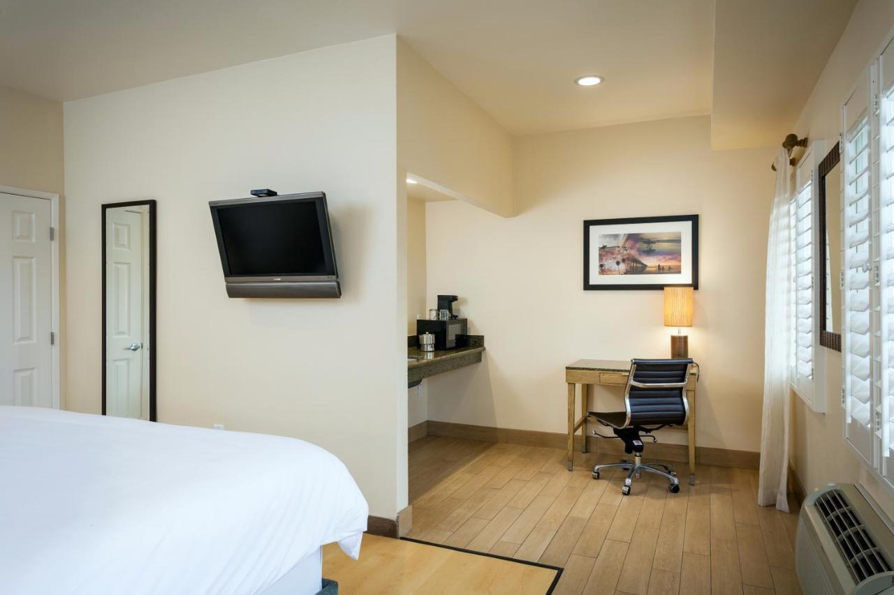 Pb Surf Beachside Inn San Diego Exterior photo